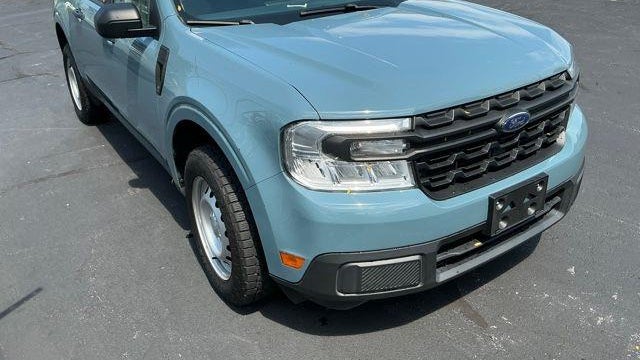 2023 Ford Maverick XL