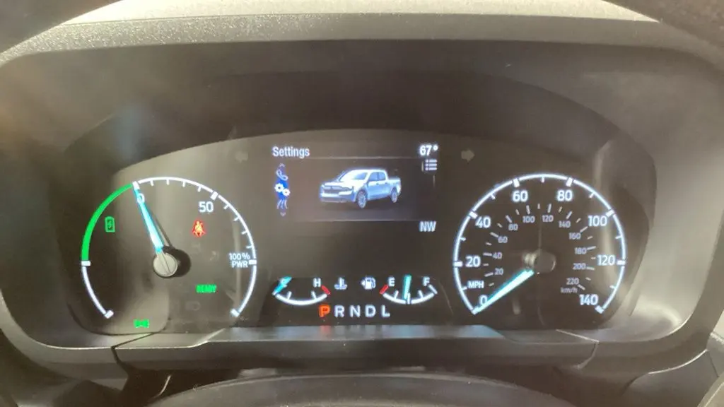 2022 Ford Maverick XL