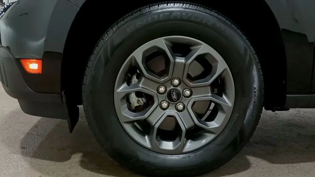 2023 Ford Maverick XL