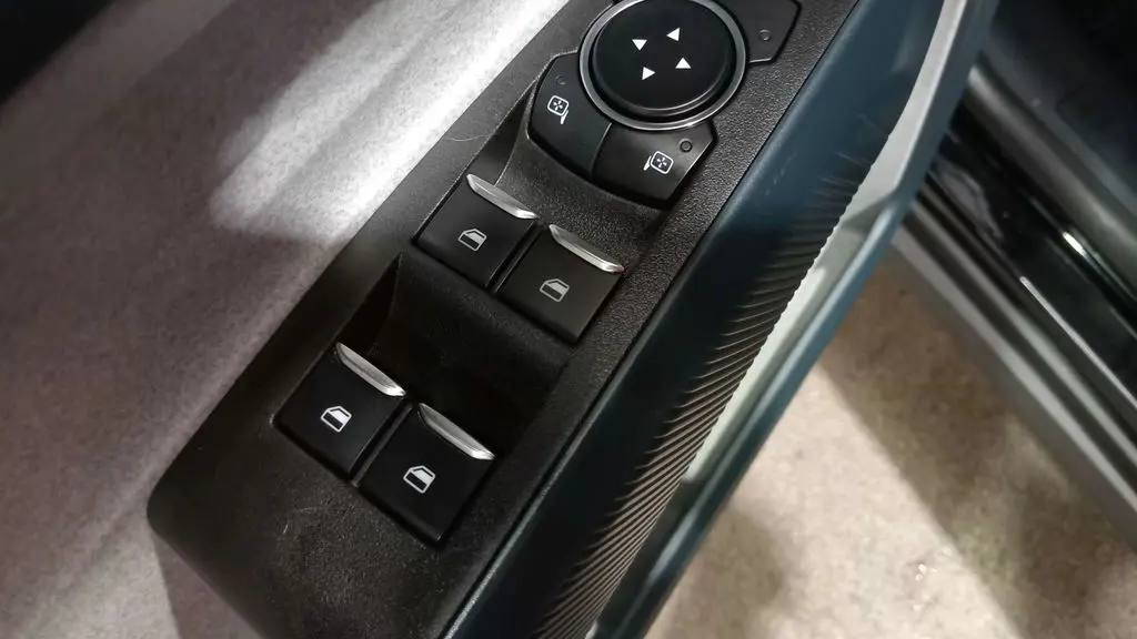 2023 Ford Maverick XL