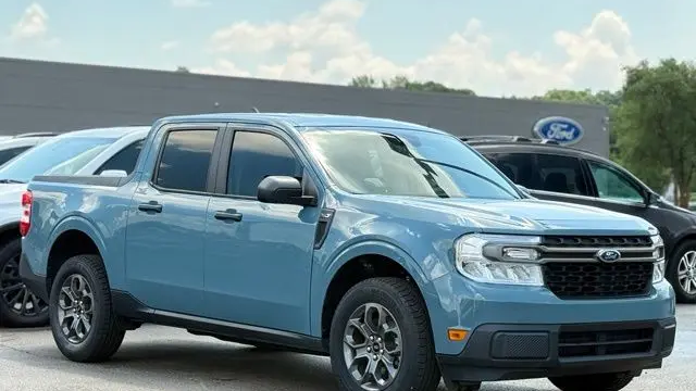 2023 Ford Maverick XL