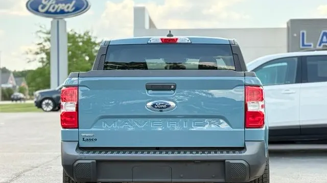 2023 Ford Maverick XL