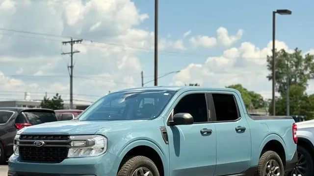 2023 Ford Maverick XL