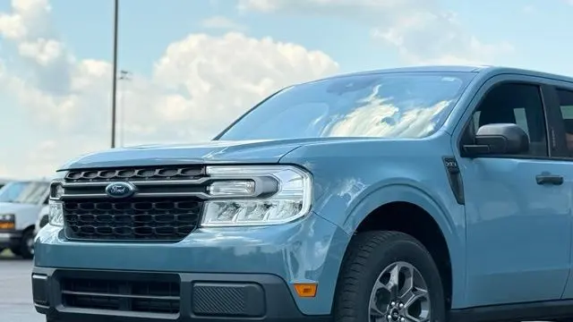 2023 Ford Maverick XL