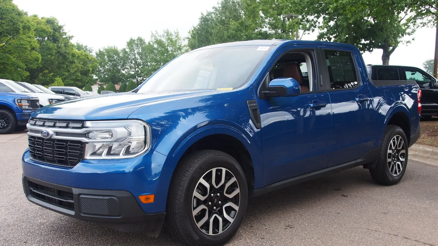 2023 Ford Maverick XL