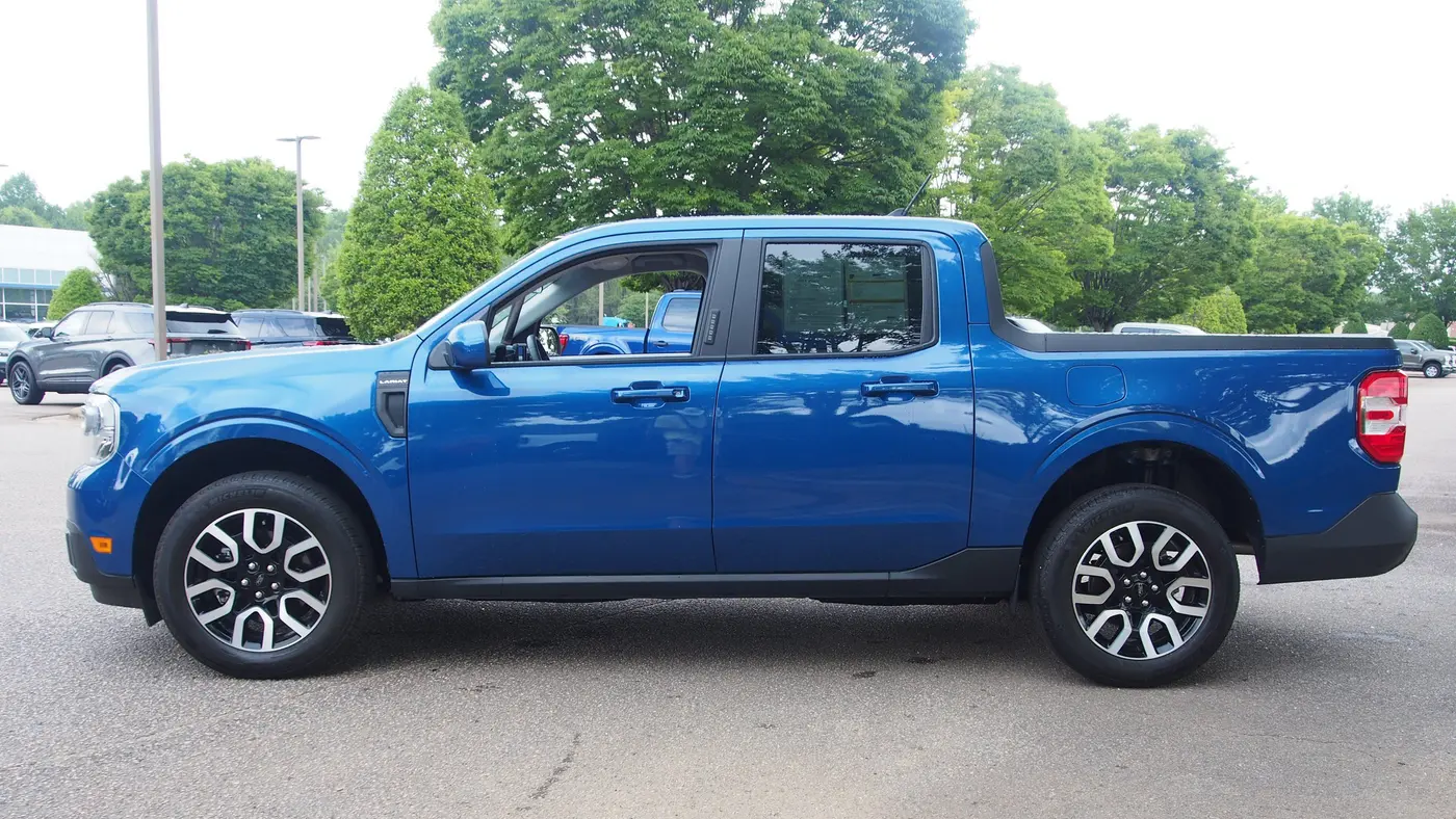 2023 Ford Maverick XL