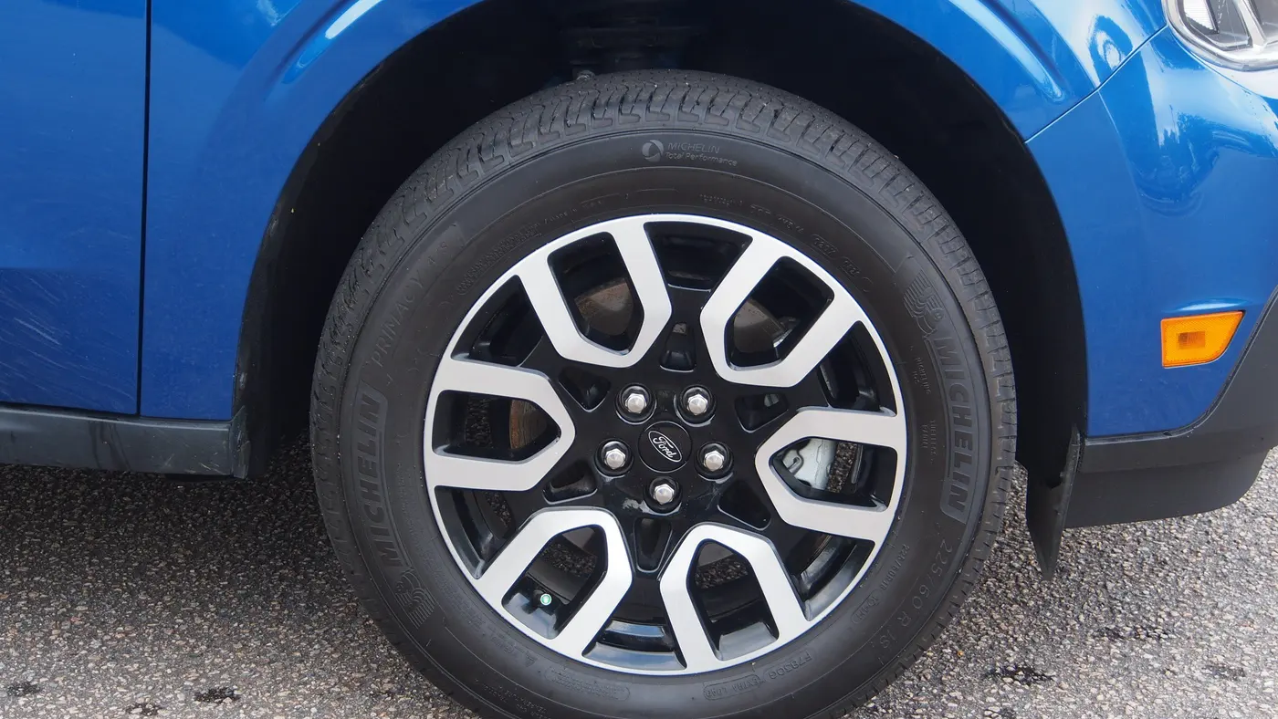 2023 Ford Maverick XL