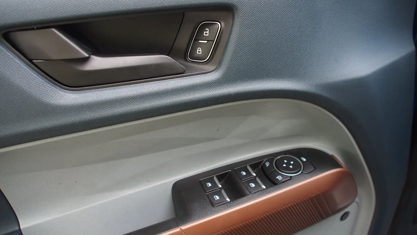 2023 Ford Maverick XL