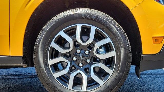 2023 Ford Maverick XL