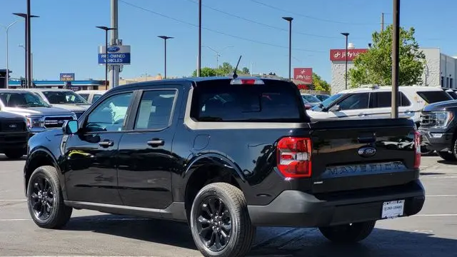 2023 Ford Maverick Lariat