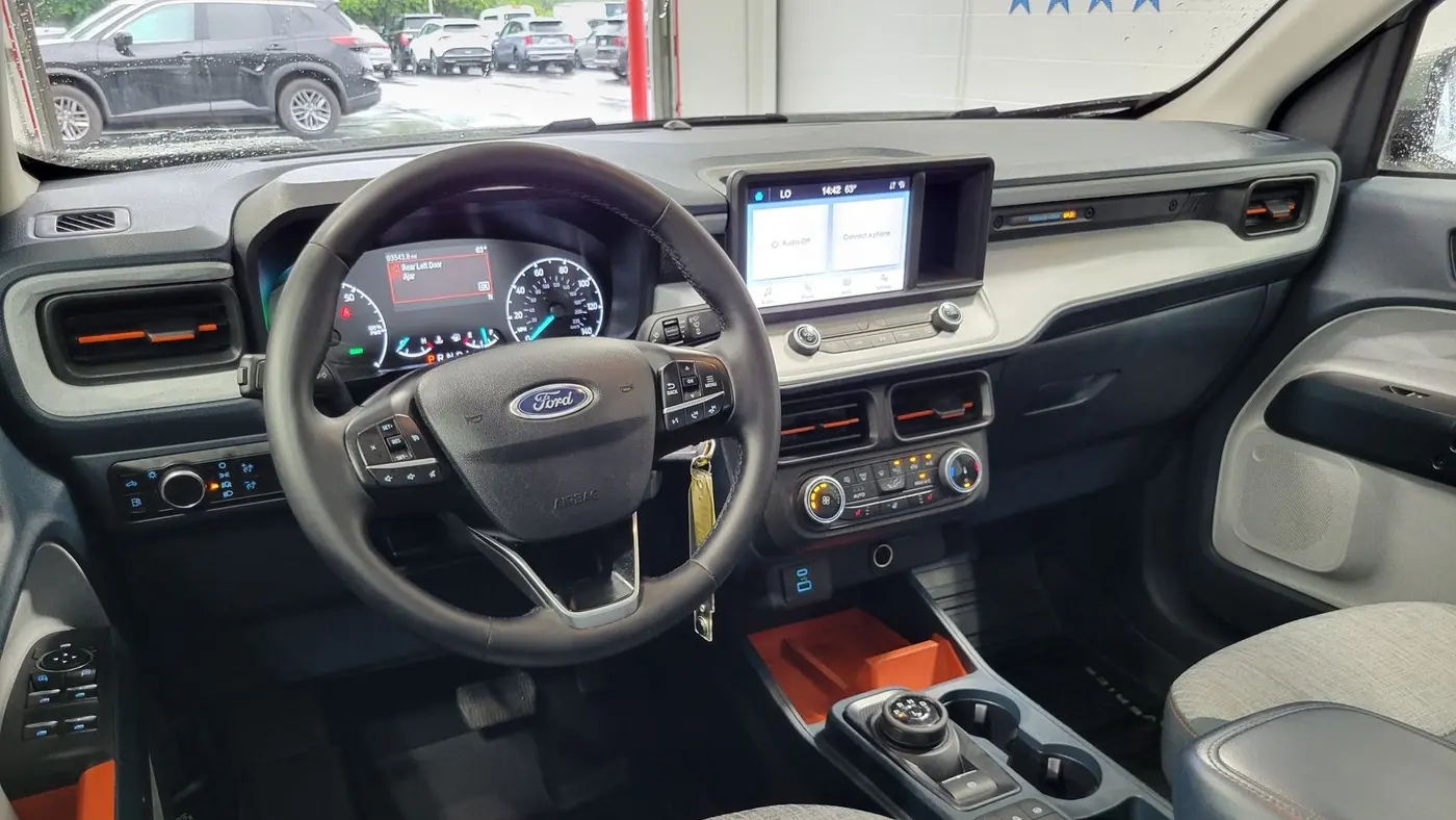 2023 Ford Maverick XL