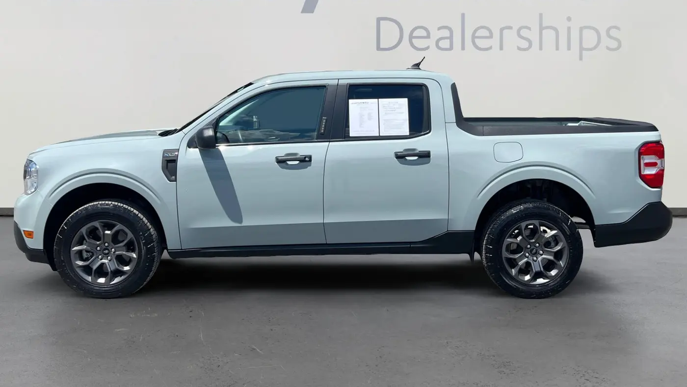 2023 Ford Maverick XL