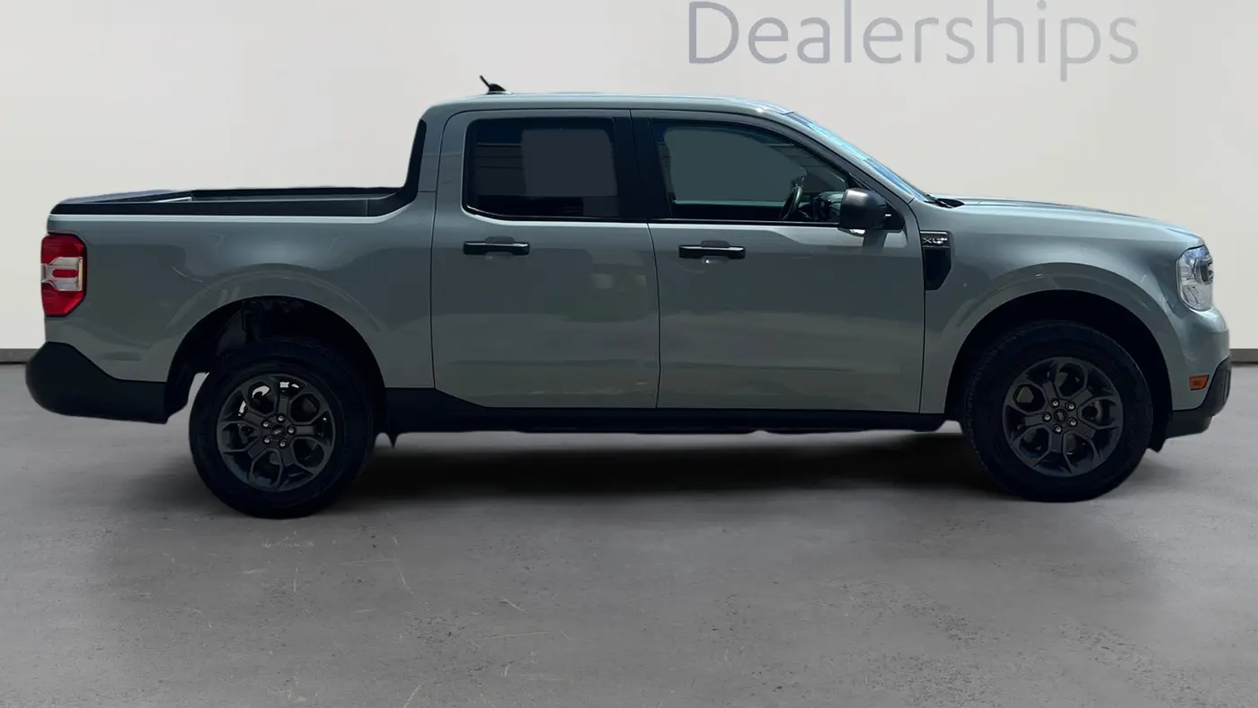 2023 Ford Maverick XL