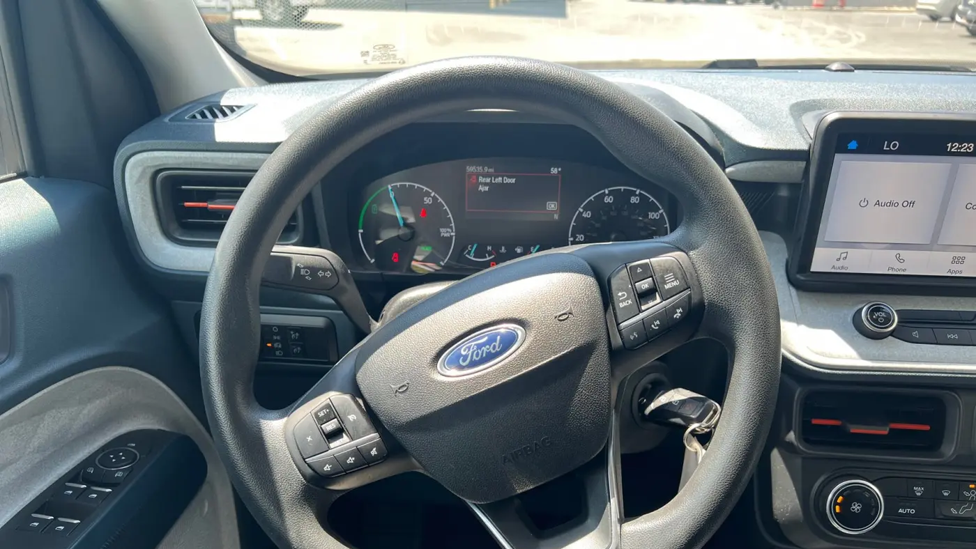 2023 Ford Maverick XL