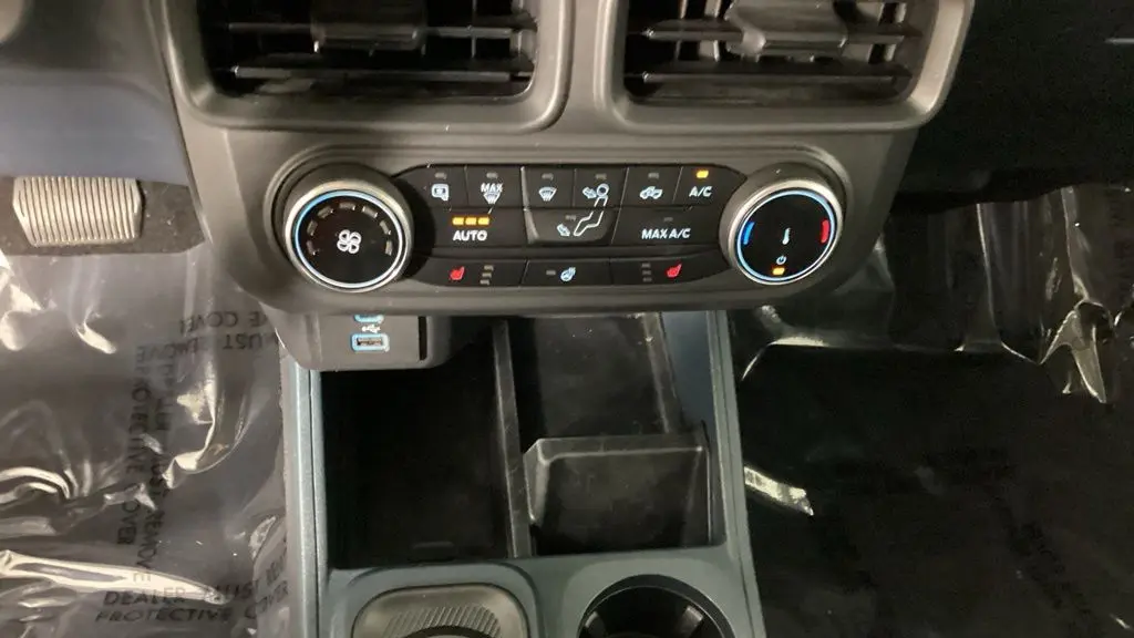 2023 Ford Maverick XL