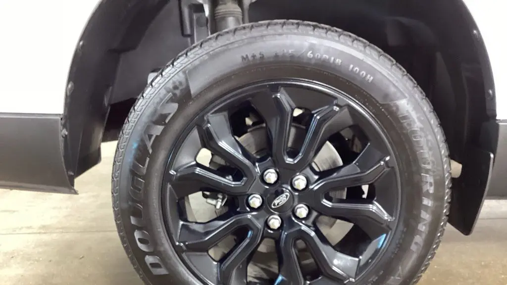 2023 Ford Maverick XL