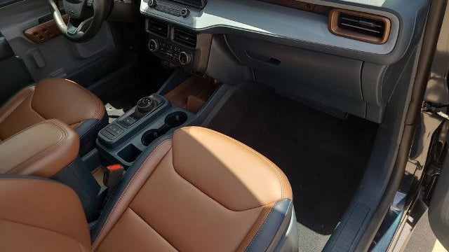 2023 Ford Maverick XL