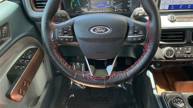2023 Ford Maverick XL