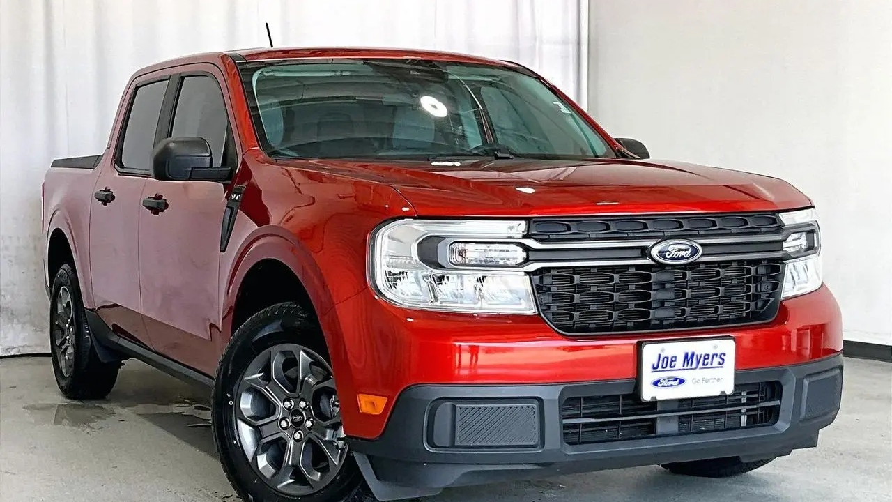 Preowned 2023 Ford Maverick Lariat for Sale