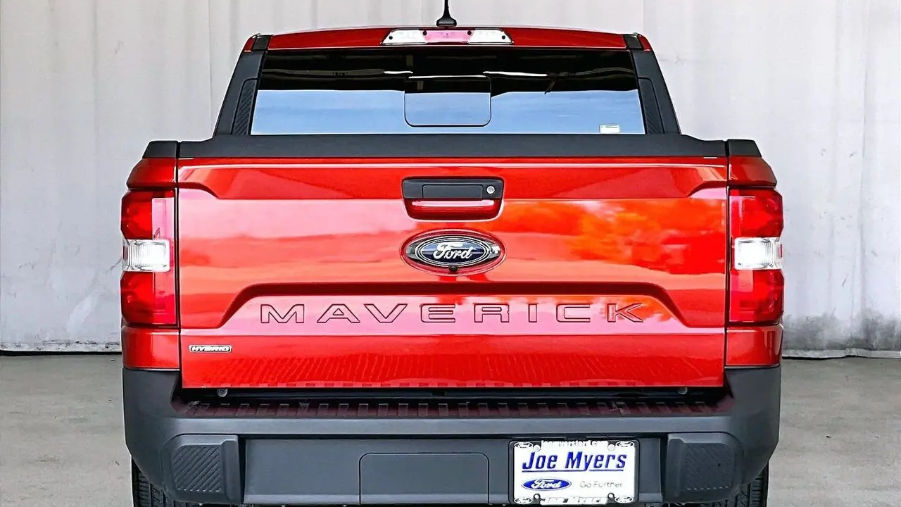 2023 Ford Maverick Lariat