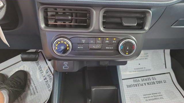 2023 Ford Maverick XL