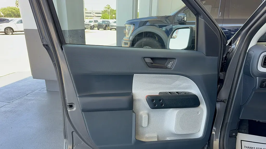 2023 Ford Maverick XL