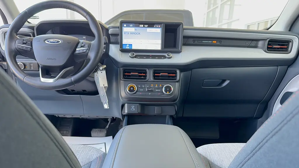 2023 Ford Maverick XL