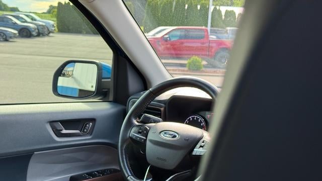 2022 Ford Maverick XL