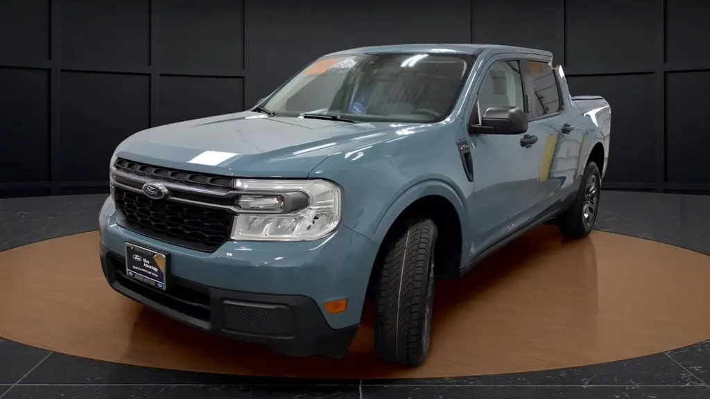 2022 Ford Maverick XL