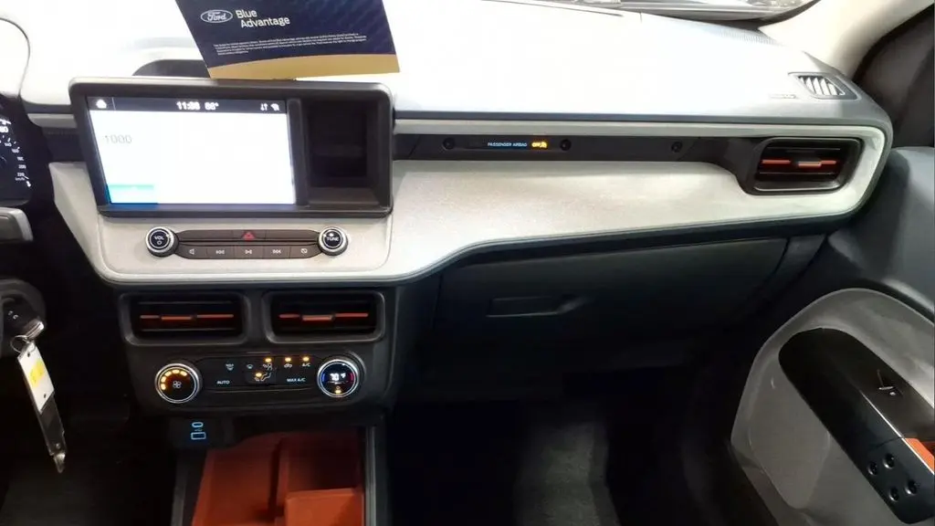 2022 Ford Maverick XL