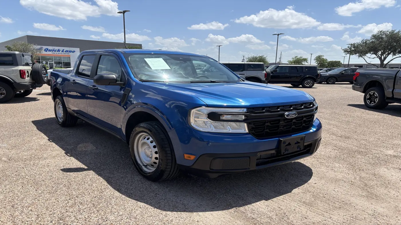 2023 Ford Maverick XL
