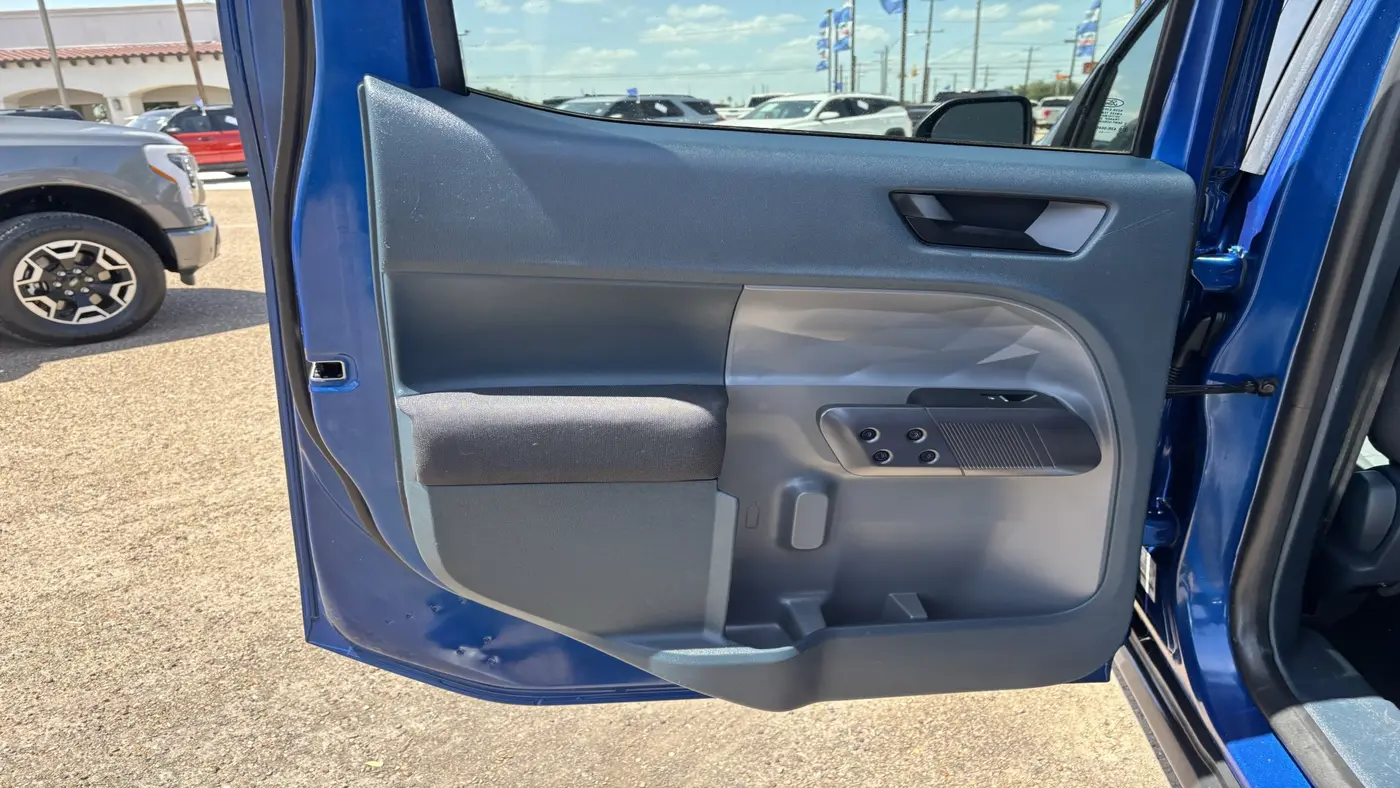 2023 Ford Maverick XL