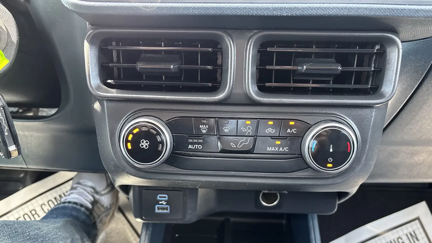 2023 Ford Maverick XL
