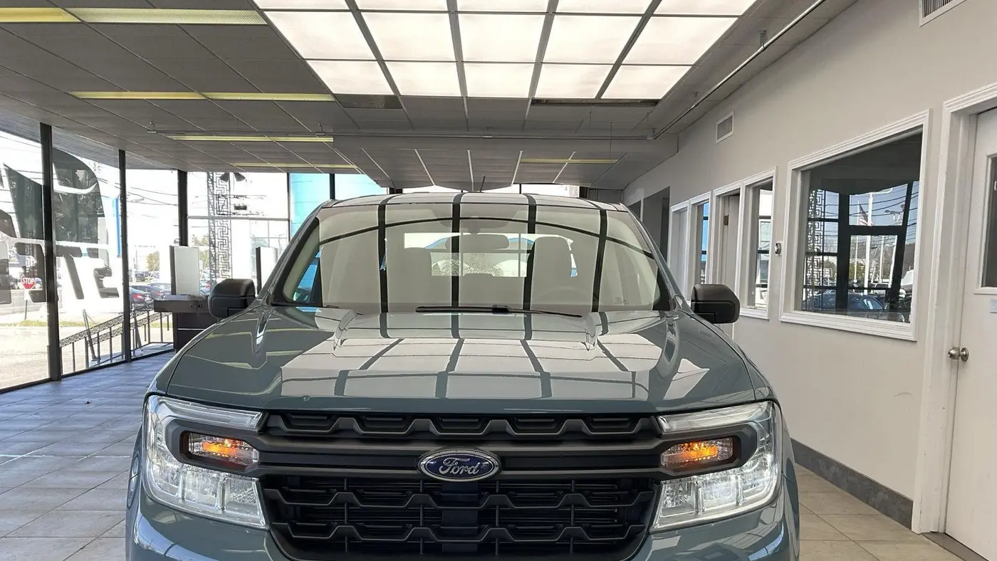 2022 Ford Maverick XL