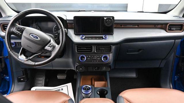2022 Ford Maverick XL