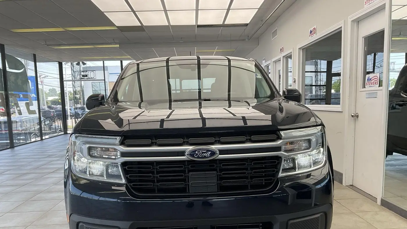 2023 Ford Maverick Lariat
