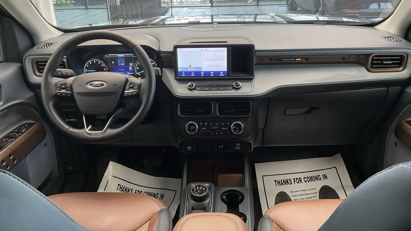 2023 Ford Maverick Lariat