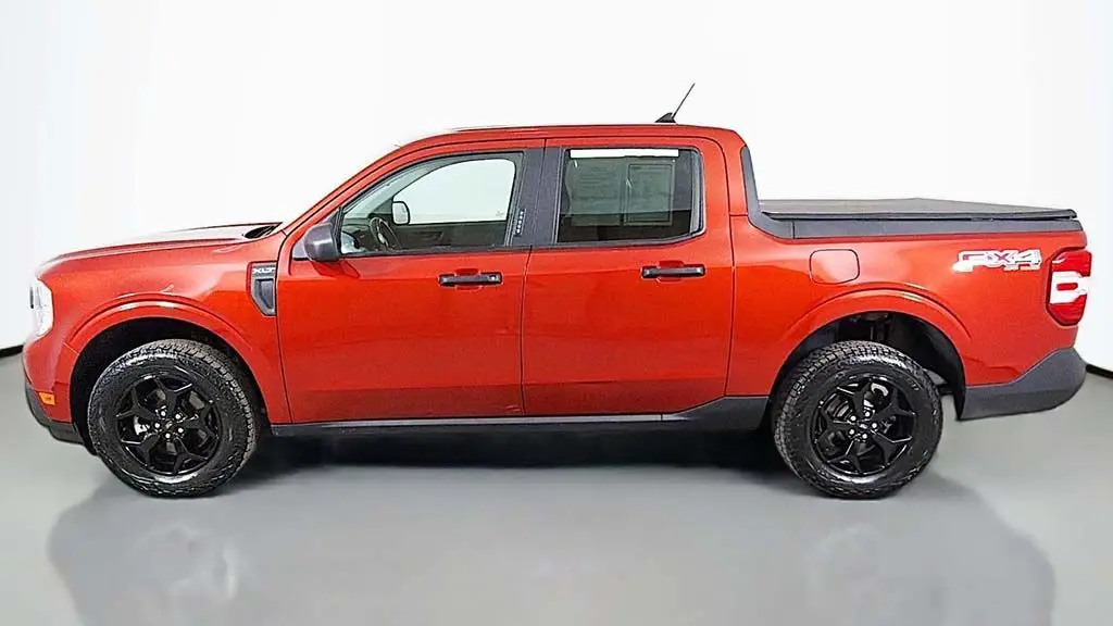 2023 Ford Maverick Lariat
