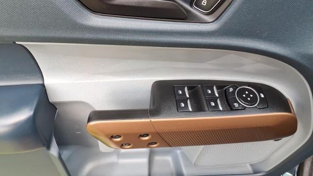 2023 Ford Maverick XL
