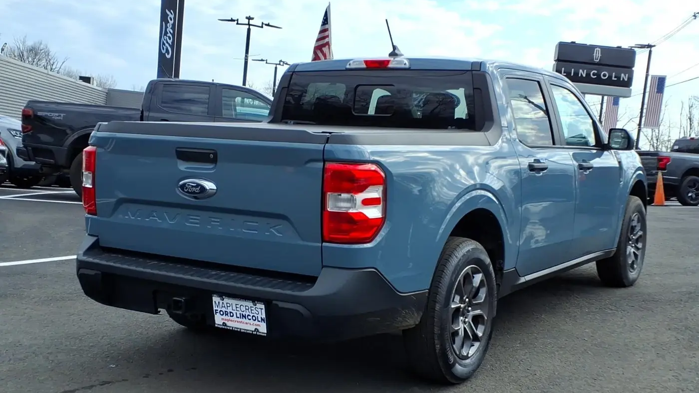 2023 Ford Maverick XL