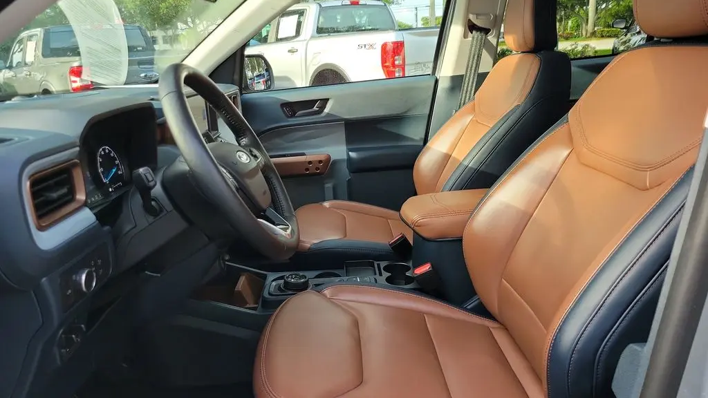 2022 Ford Maverick XL
