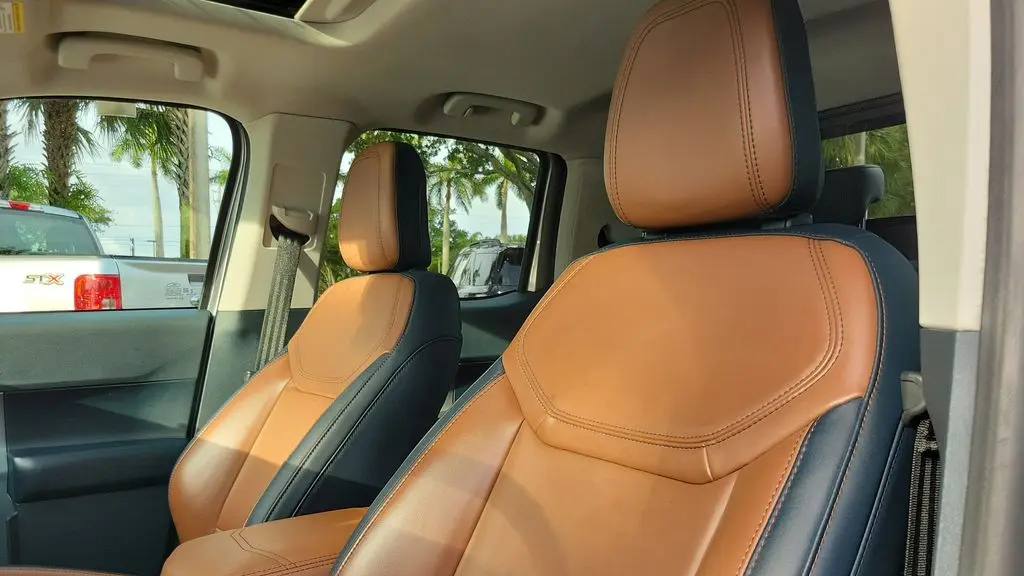 2022 Ford Maverick XL