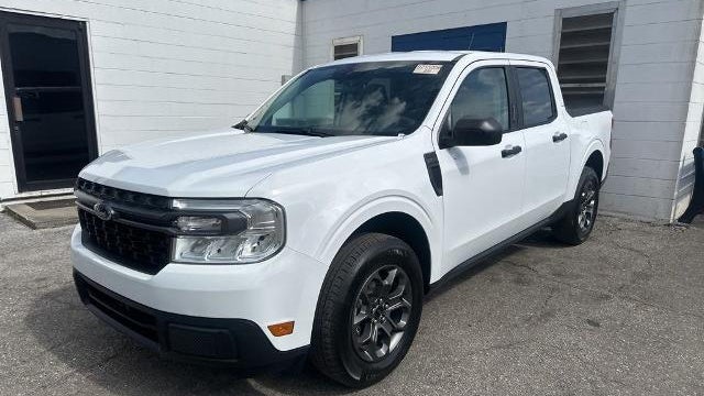 2022 Ford Maverick XL