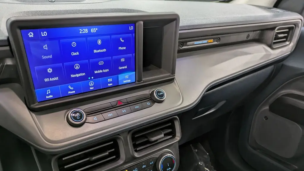 2023 Ford Maverick XL