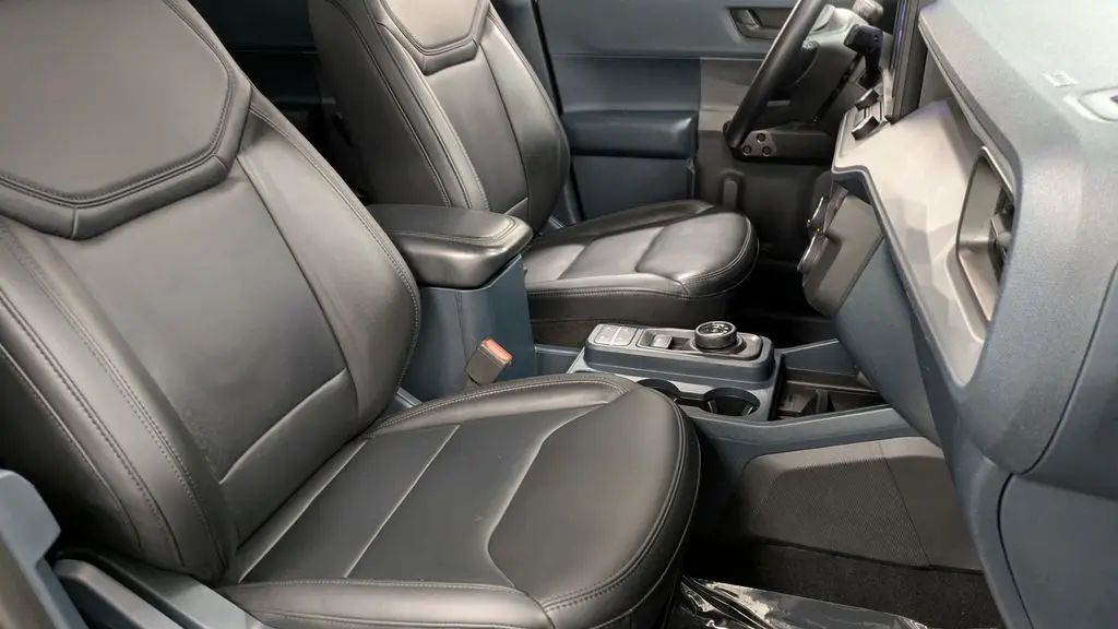 2023 Ford Maverick XL