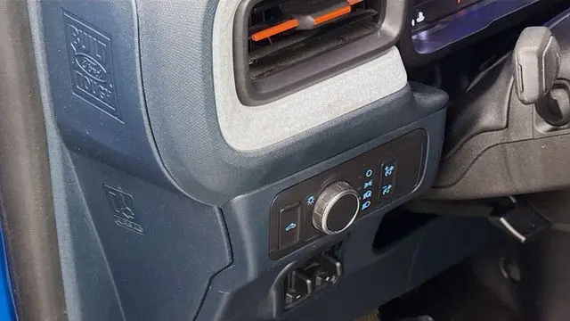 2022 Ford Maverick XL