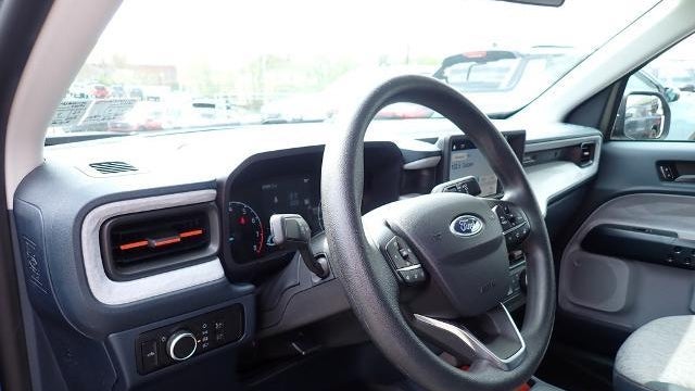 2023 Ford Maverick XL
