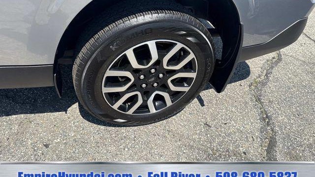 2023 Ford Maverick Lariat