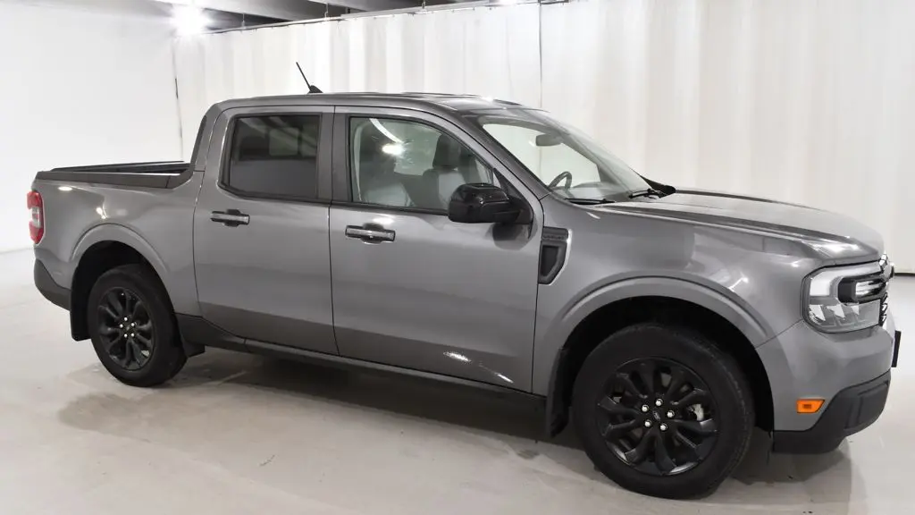 2023 Ford Maverick XL