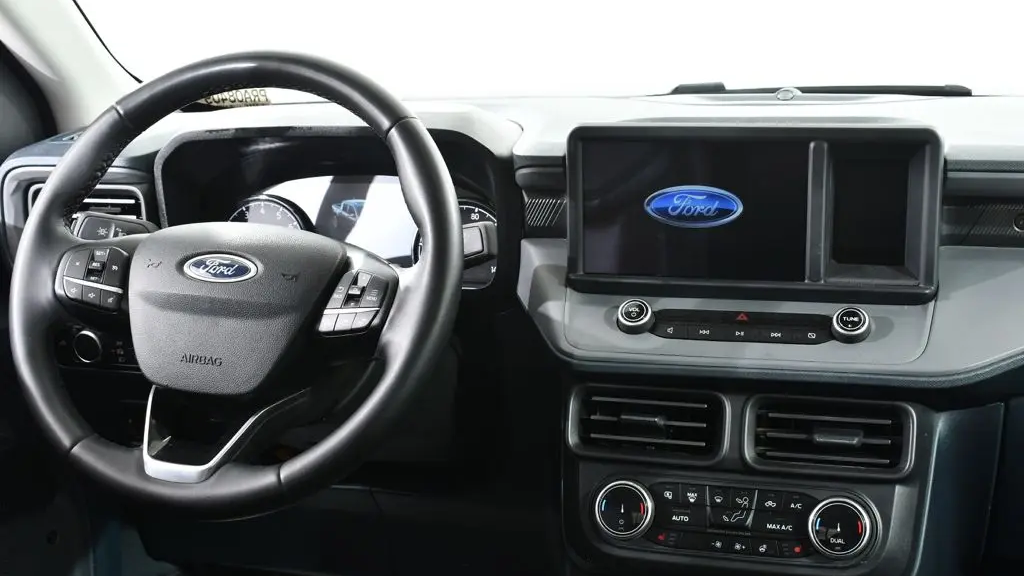 2023 Ford Maverick XL
